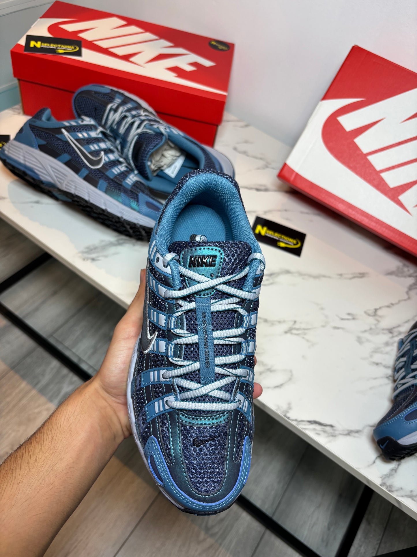 Women’s “Sea” P6000