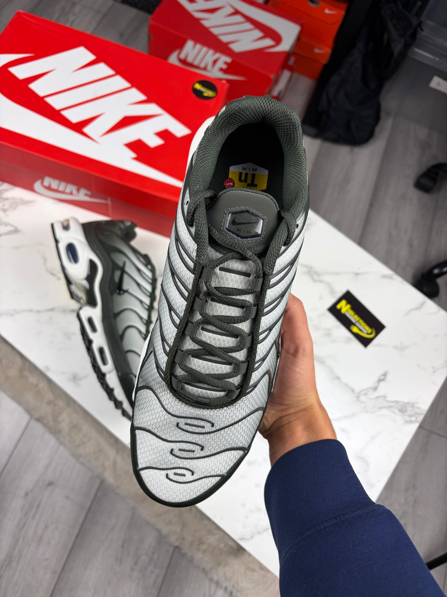 Sequoia Khaki Nike TNs