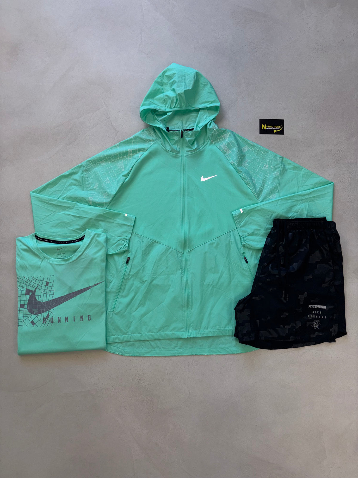 Nike Exclusive Mint Trio