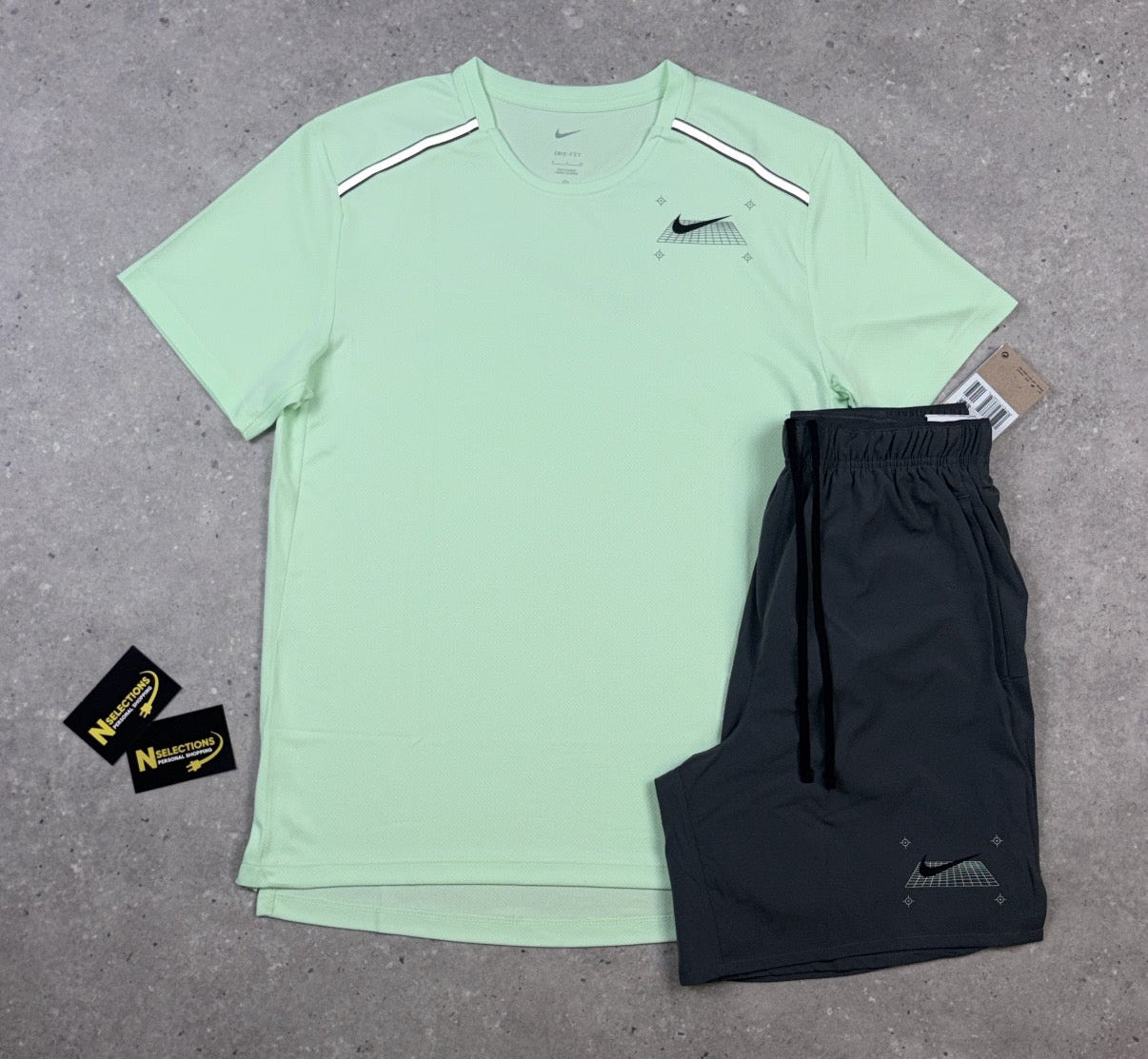 Grid Nike Miler Short Set