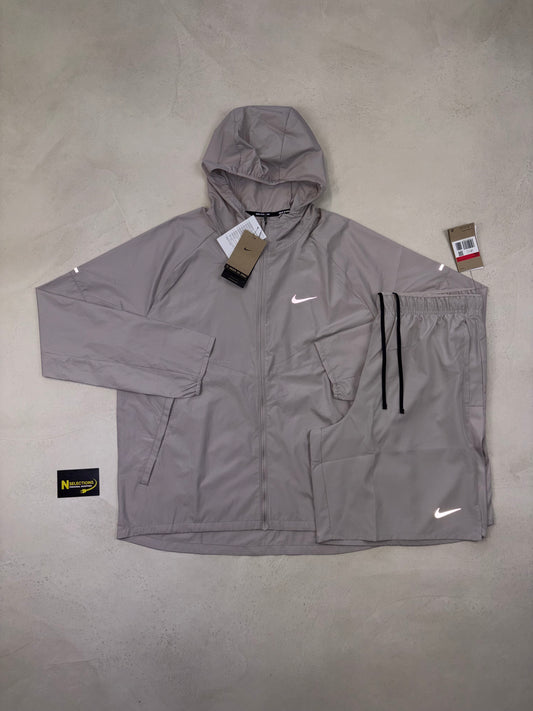 Nike Cream Jacket Set