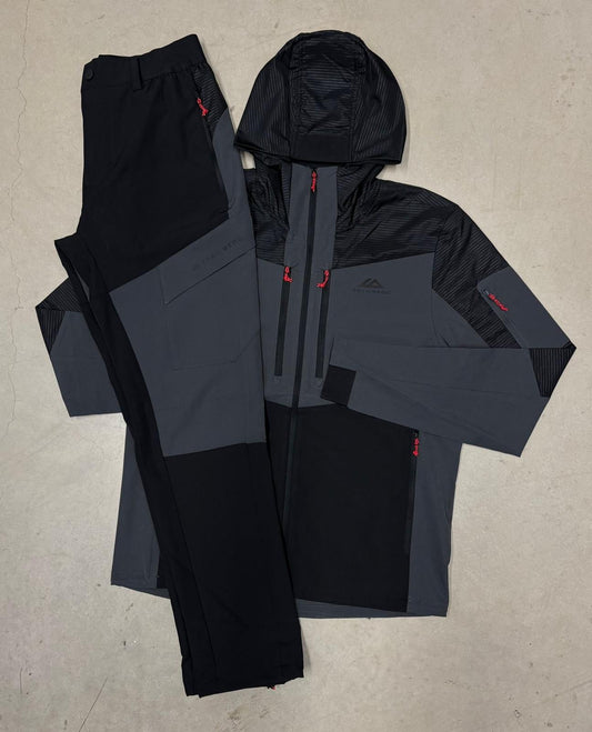 Two Tone Trailberg Tracksuit