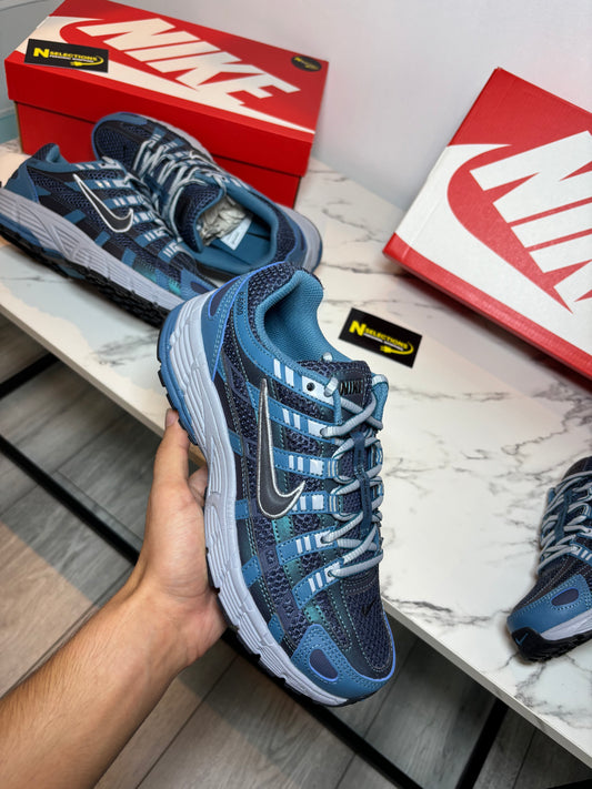 Women’s “Sea” P6000