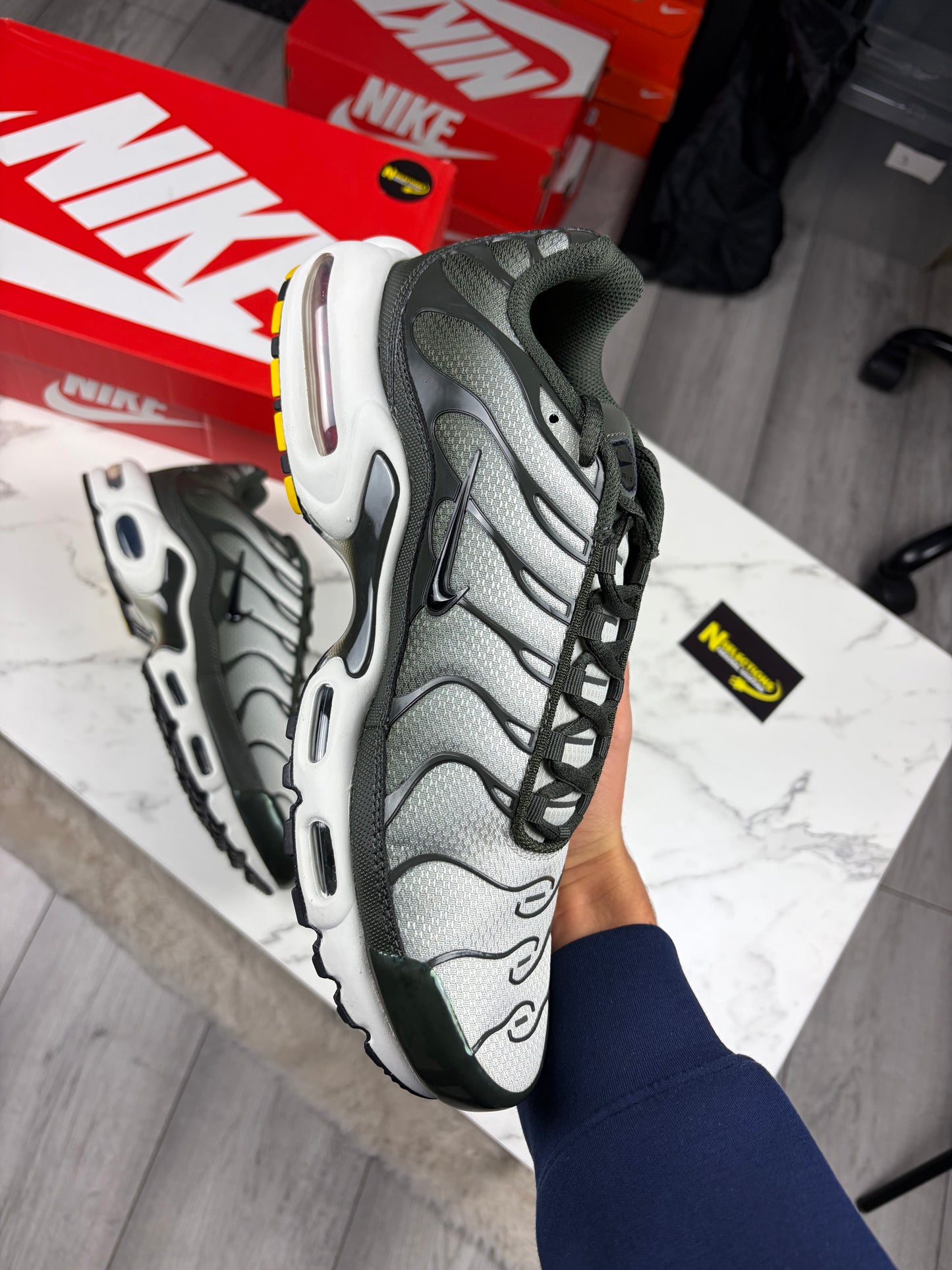 Sequoia Khaki Nike TNs