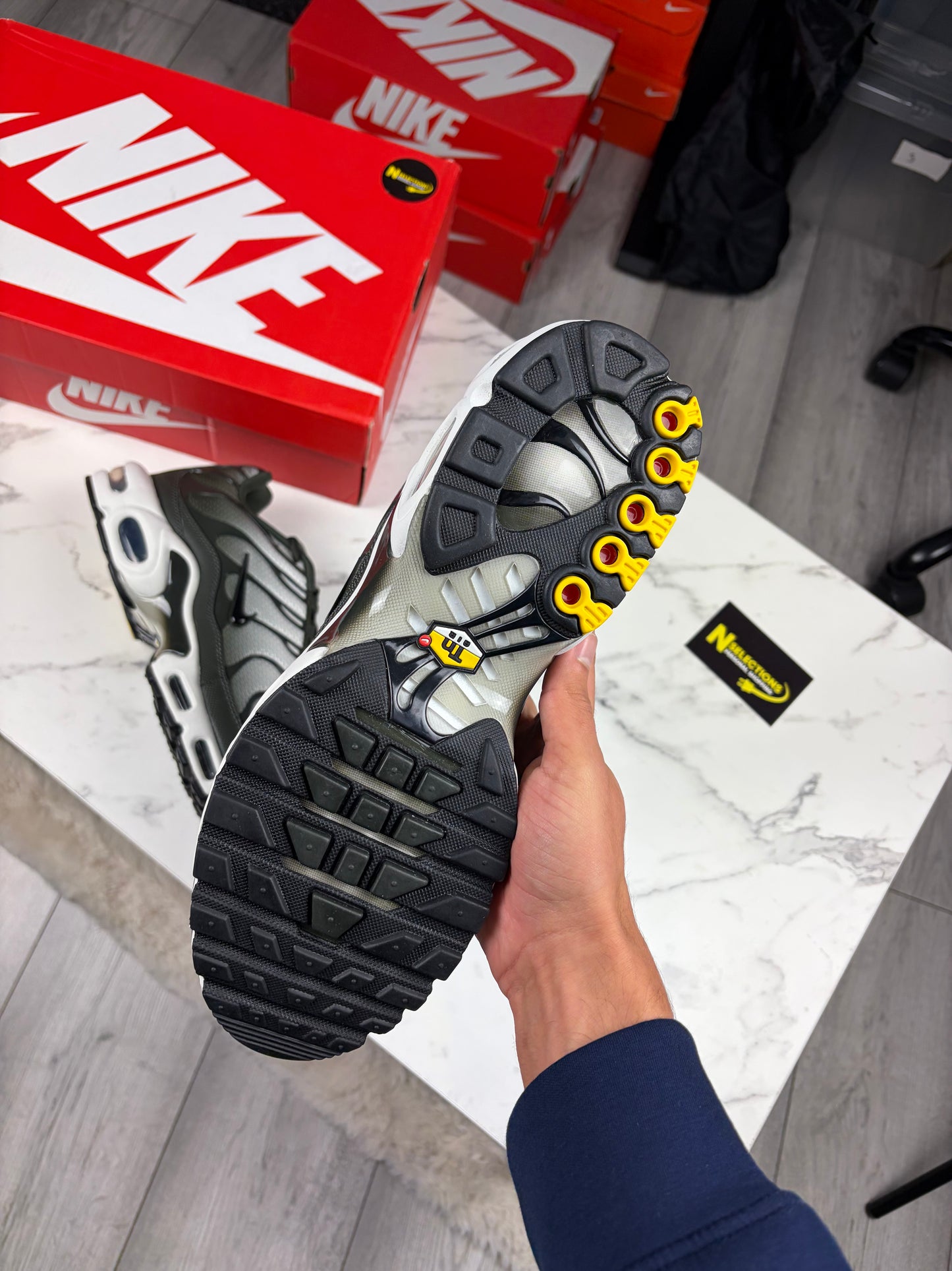 Sequoia Khaki Nike TNs