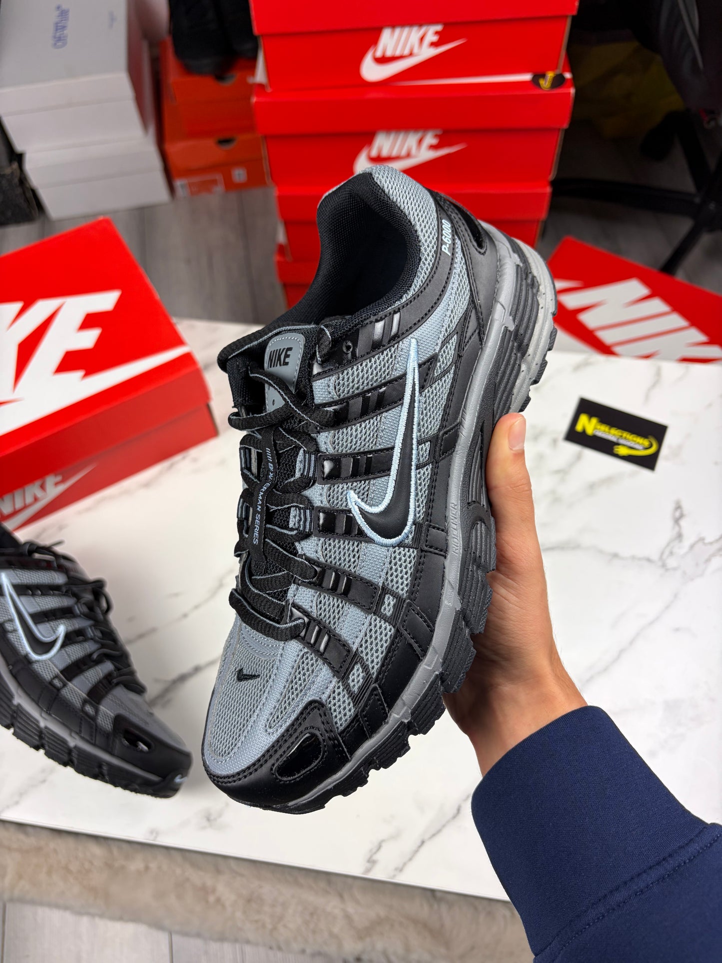 Cool Grey Nike P6000