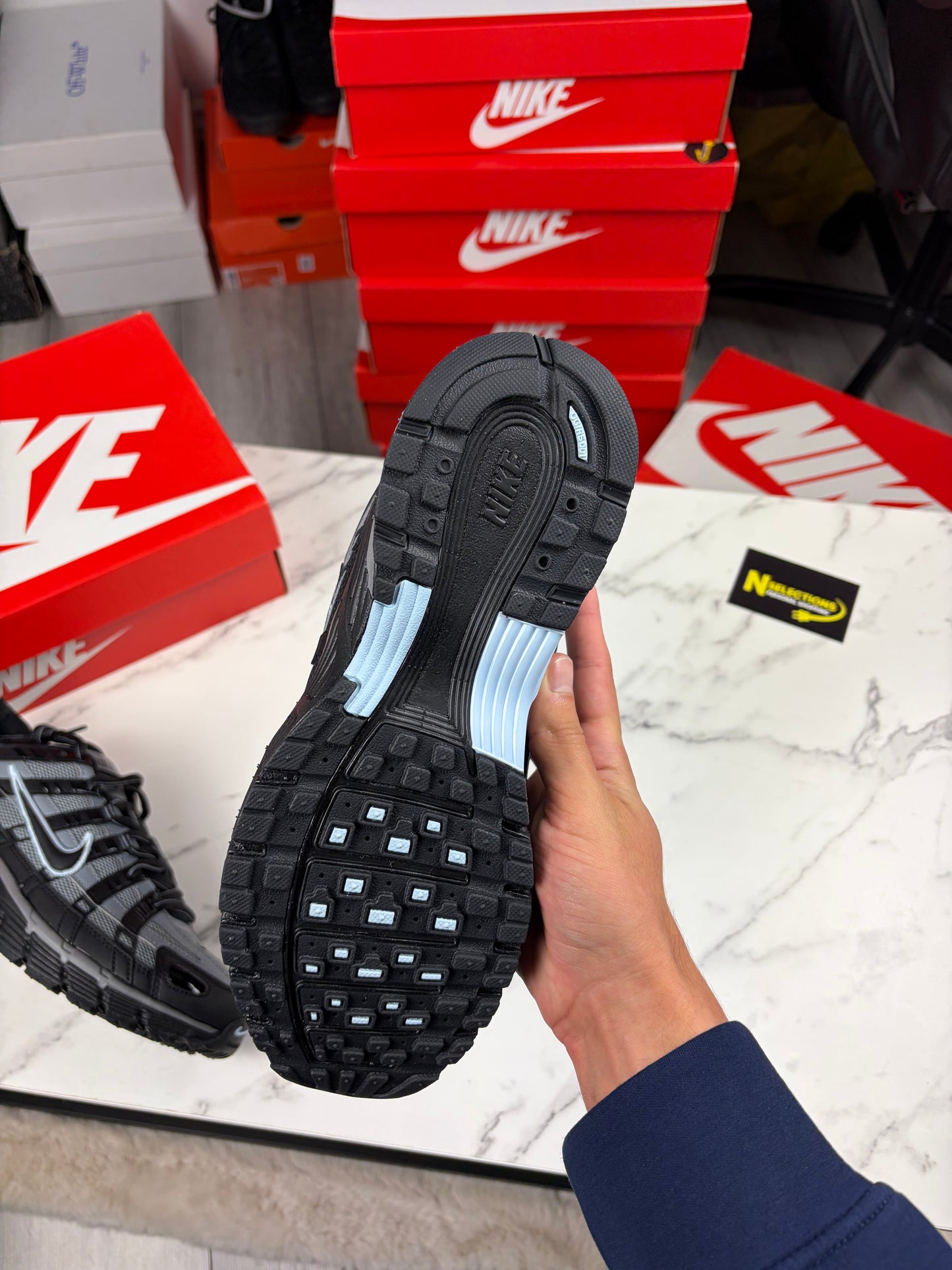 Cool Grey Nike P6000